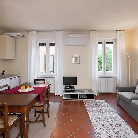 Flats4rent Casa Biondani דירה